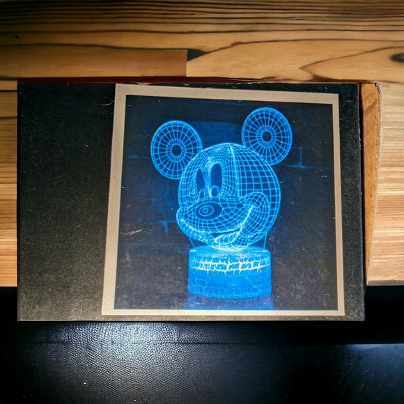 Mickey Mouse 3D LEF Touch Lamp, 7 Colors - Picture 7 of 12